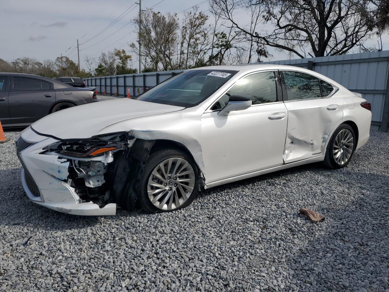 2020 Lexus ES VIN 58AF21B17LU009120