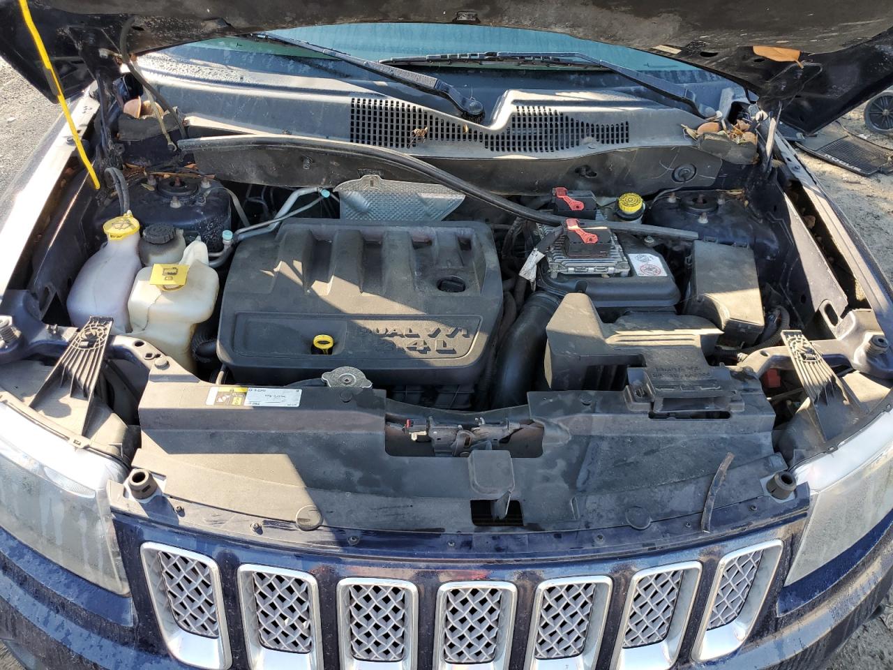 2015 Jeep Compass VIN 1C4NJDEB7FD259204 Copart auction photo, front end damage thumbnail 12