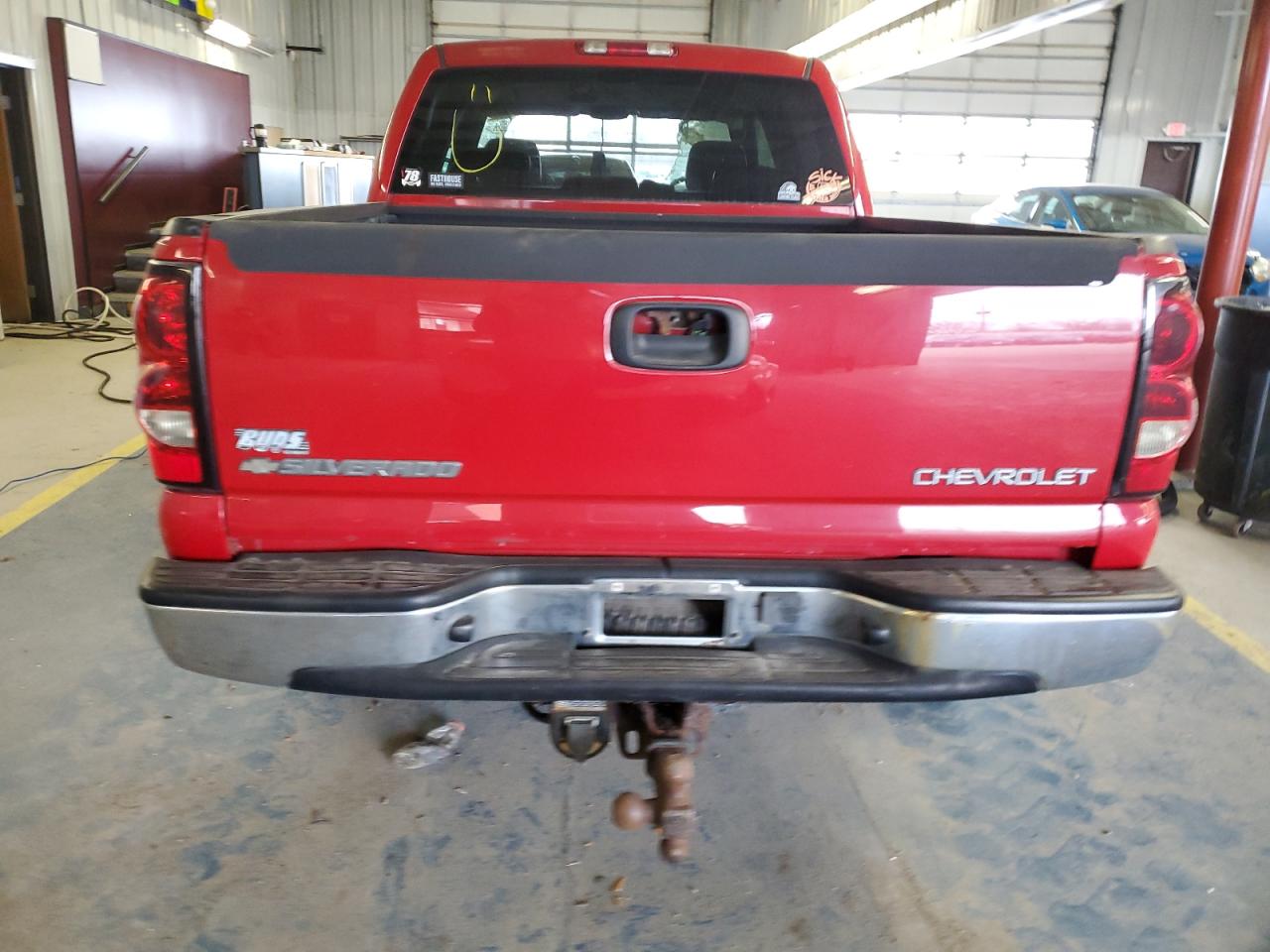 2005 Chevrolet Silverado VIN 2GCEK13T151351362 Copart auction photo, front end / top/roof damage thumbnail 6