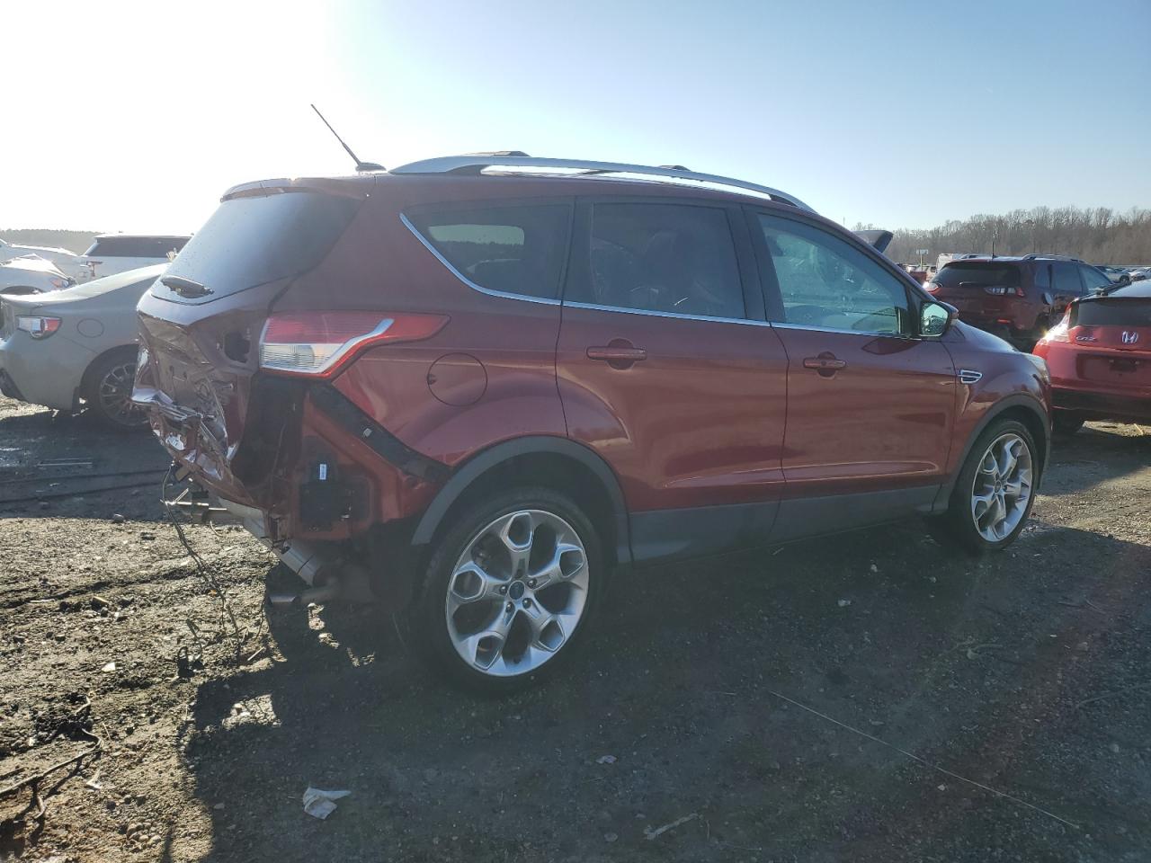 2016 Ford Escape VIN 1FMCU9J91GUA05046 Copart auction photo, rear end damage thumbnail 3