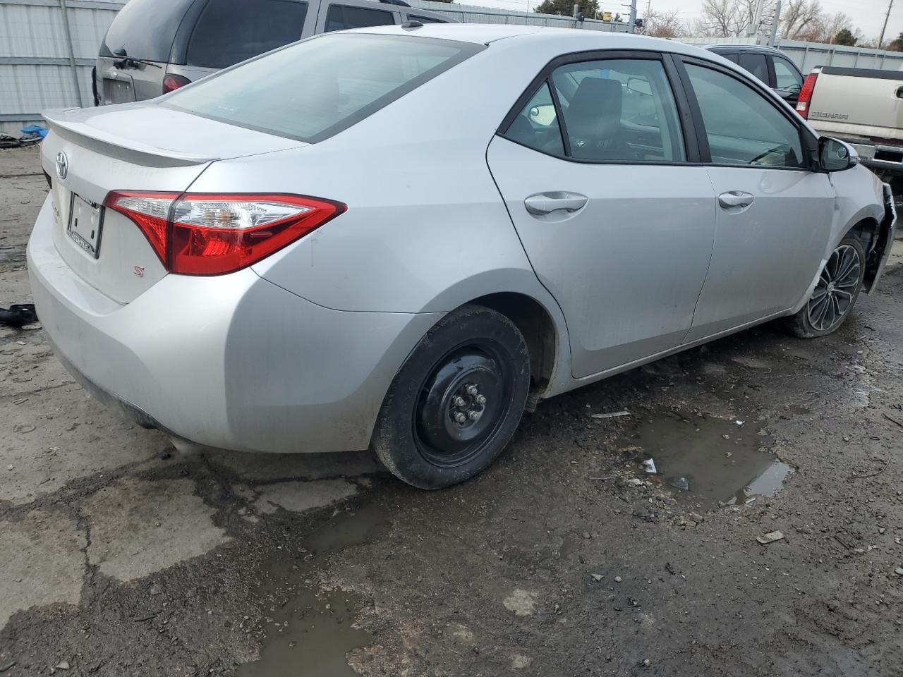 2016 Toyota Corolla VIN 5YFBURHE2GP564234 Copart auction photo, front end / hail damage thumbnail 3