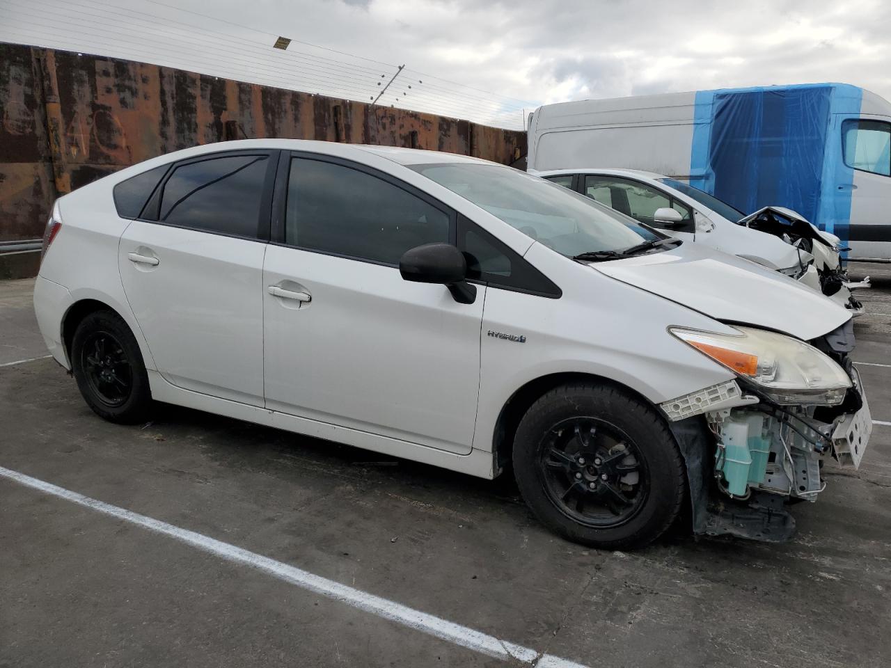 2014 Toyota Prius VIN JTDKN3DU1E0371734 Copart auction photo, front end damage thumbnail 4