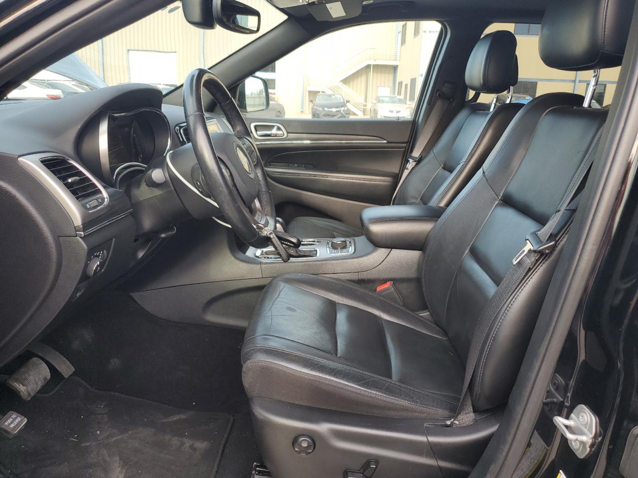 2020 Jeep Grand Cherokee VIN 1C4RJFBGXLC349901 Copart auction photo, front end / hail damage thumbnail 7