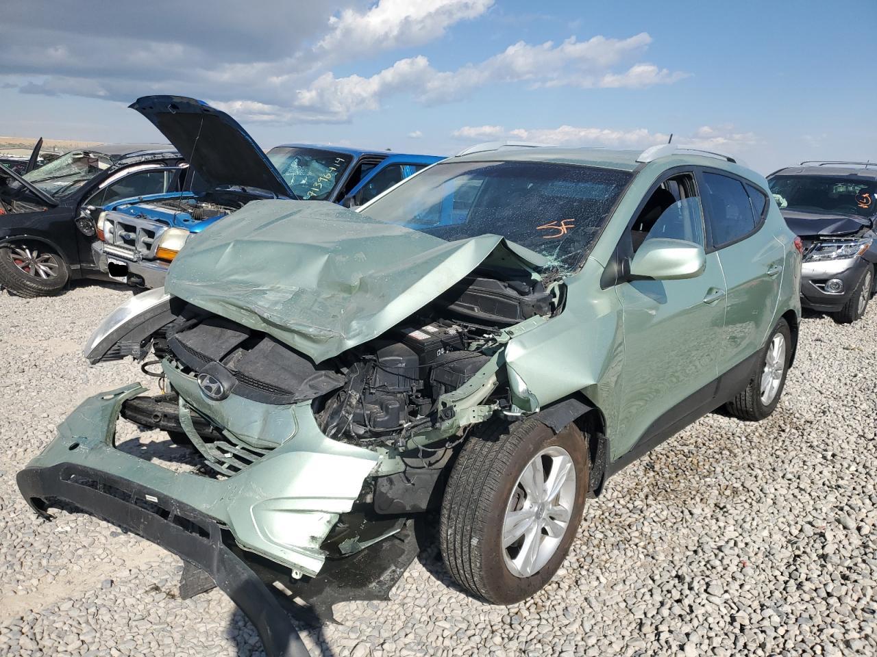 2011 Hyundai Tucson VIN KM8JUCAC5BU271274