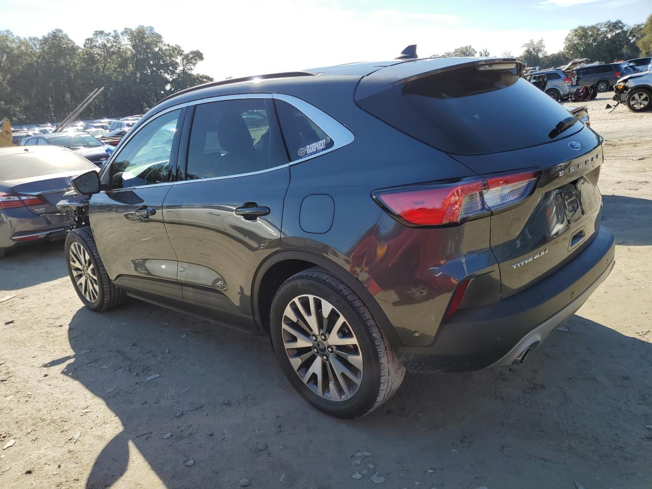 2020 Ford Escape VIN 1FMCU0DZ5LUC35254 Copart auction photo, front end damage thumbnail 2