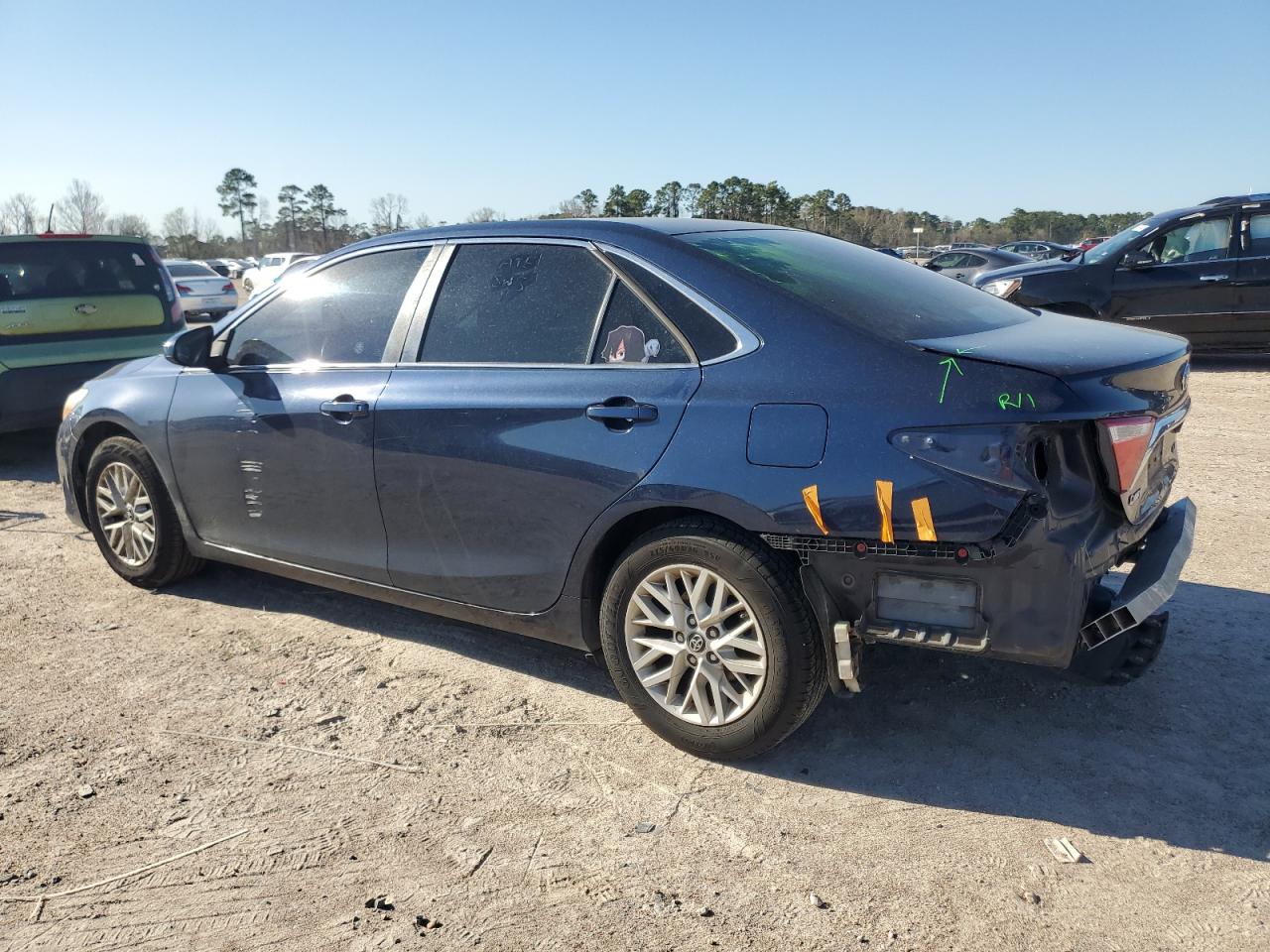 2016 Toyota Camry VIN 4T1BF1FK4GU611072 Copart auction photo, rear end / minor dent/scratches damage thumbnail 2