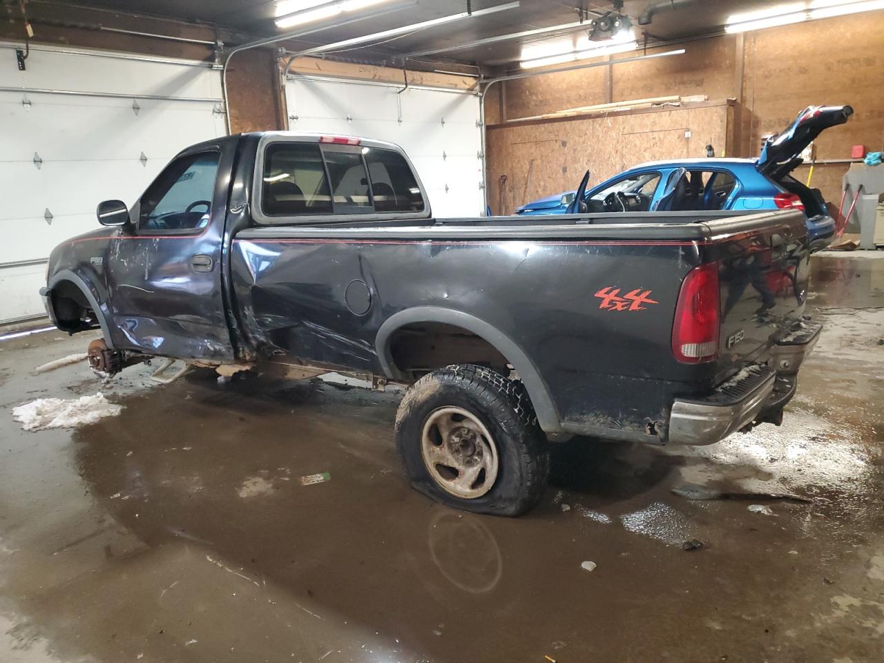 1997 Ford F-150 VIN 1FTDF18W3VNC15218 Copart auction photo, side / front end damage thumbnail 2