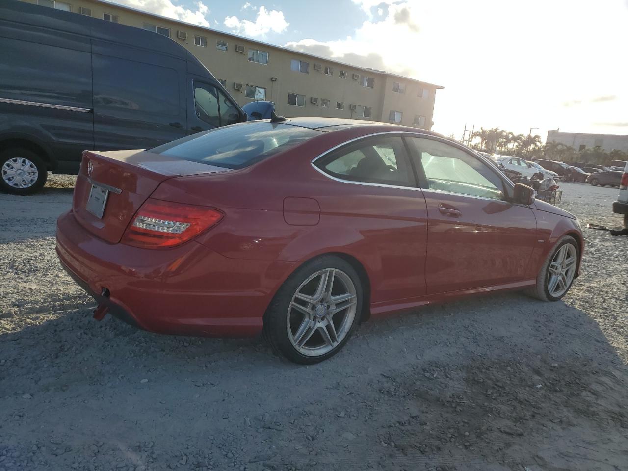 2012 Mercedes-Benz C-klasse VIN WDDGJ4HB5CF910193 Copart auction photo, normal wear / minor dent/scratches damage thumbnail 3
