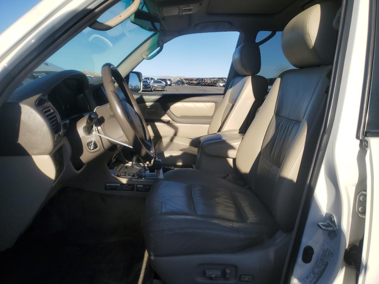 2006 Toyota Land Cruiser VIN JTEHT05J162082776 Copart auction photo, front end damage thumbnail 7