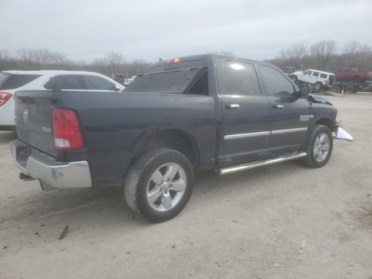 2018 RAM 1500 VIN 1C6RR7LT9JS333208 Copart auction photo, front end damage thumbnail 3