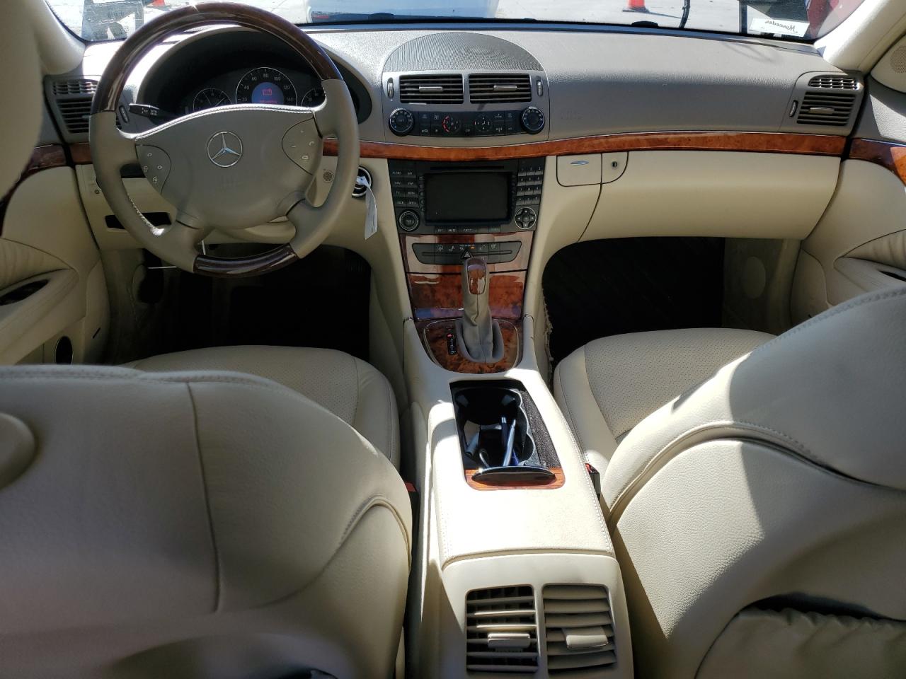 2006 Mercedes-Benz E-klasse VIN WDBUF56J96A773788 Copart auction photo, rear end / minor dent/scratches damage thumbnail 8