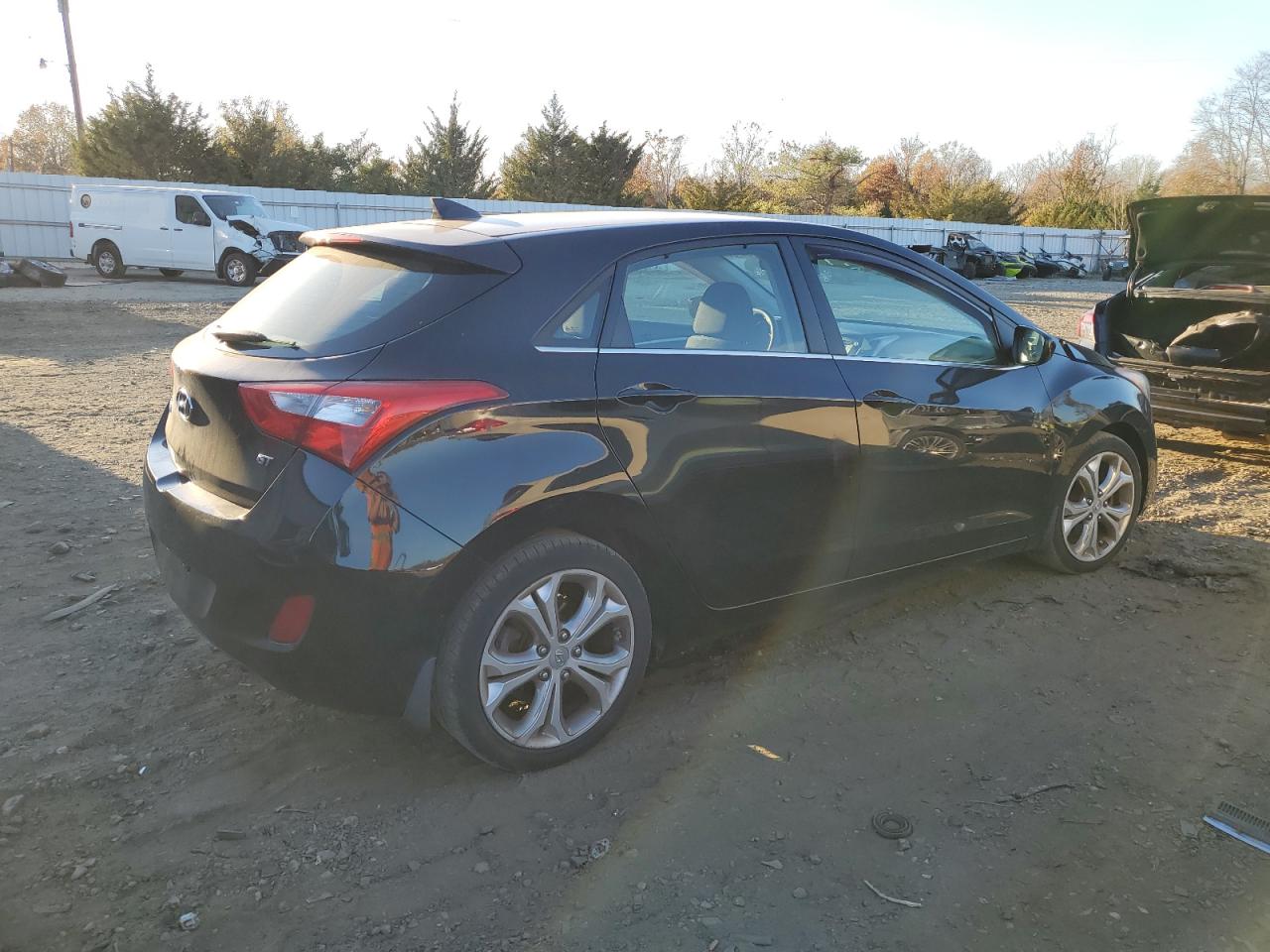 2013 Hyundai Elantra VIN KMHD35LE4DU147641 Copart auction photo, front end damage thumbnail 3