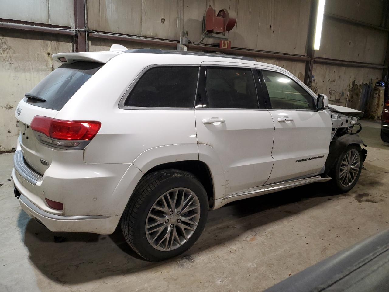 2018 Jeep Grand Cherokee VIN 1C4RJFJM2JC373873 Copart auction photo, front end / mechanical damage thumbnail 3