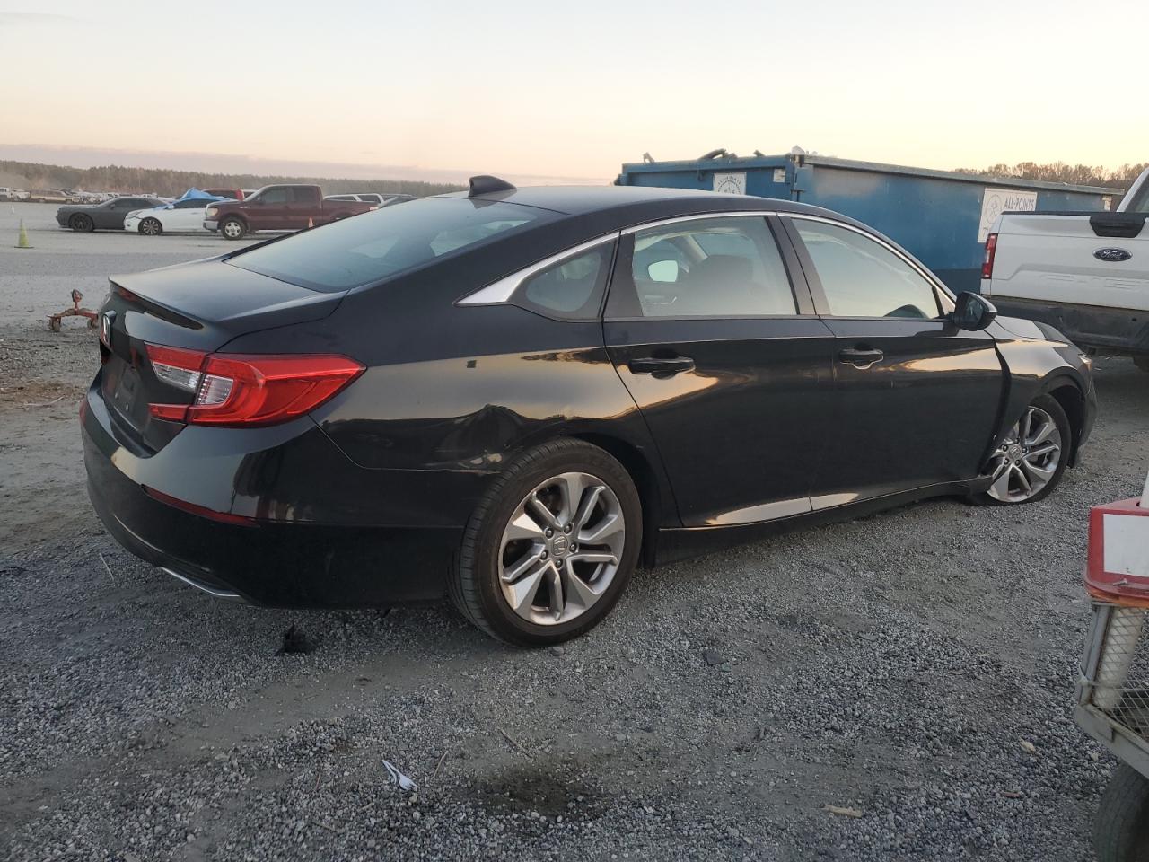 2019 Honda Accord VIN 1HGCV1F12KA076435 Copart auction photo, front end / minor dent/scratches damage thumbnail 3