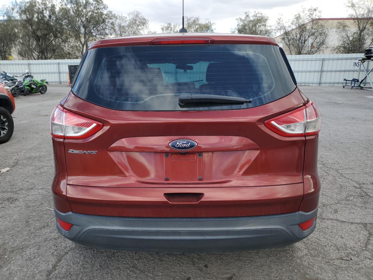 2014 Ford Escape VIN 1FMCU0F76EUE13803 Copart auction photo, front end damage thumbnail 6