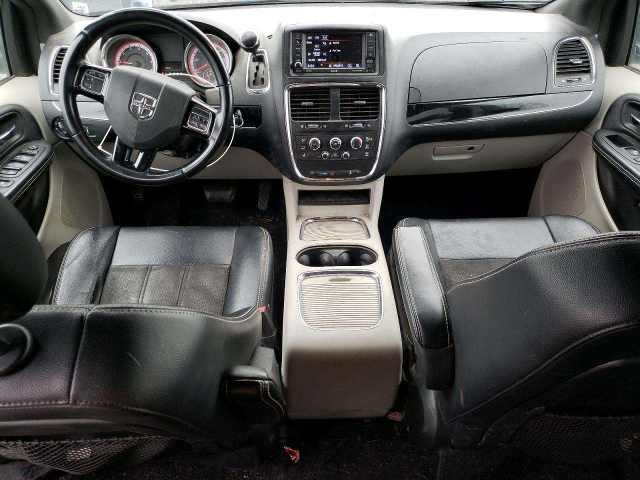 2019 Dodge Caravan VIN 2C4RDGCG3KR788598 Copart auction photo, minor dent/scratches damage thumbnail 8