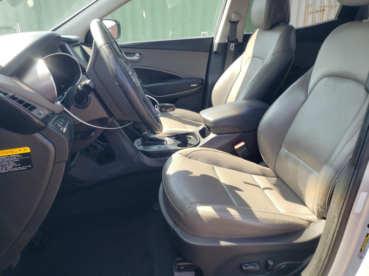 2013 Hyundai Santa Fe VIN 5XYZU3LA8DG052333 Copart auction photo, front end / minor dent/scratches damage thumbnail 7