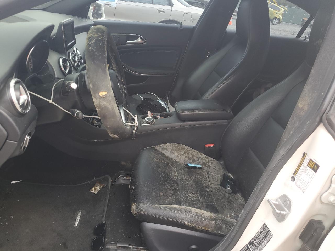 2014 Mercedes-Benz CLA-klasse VIN WDDSJ4EBXEN156392 Copart auction photo, water/flood damage thumbnail 7