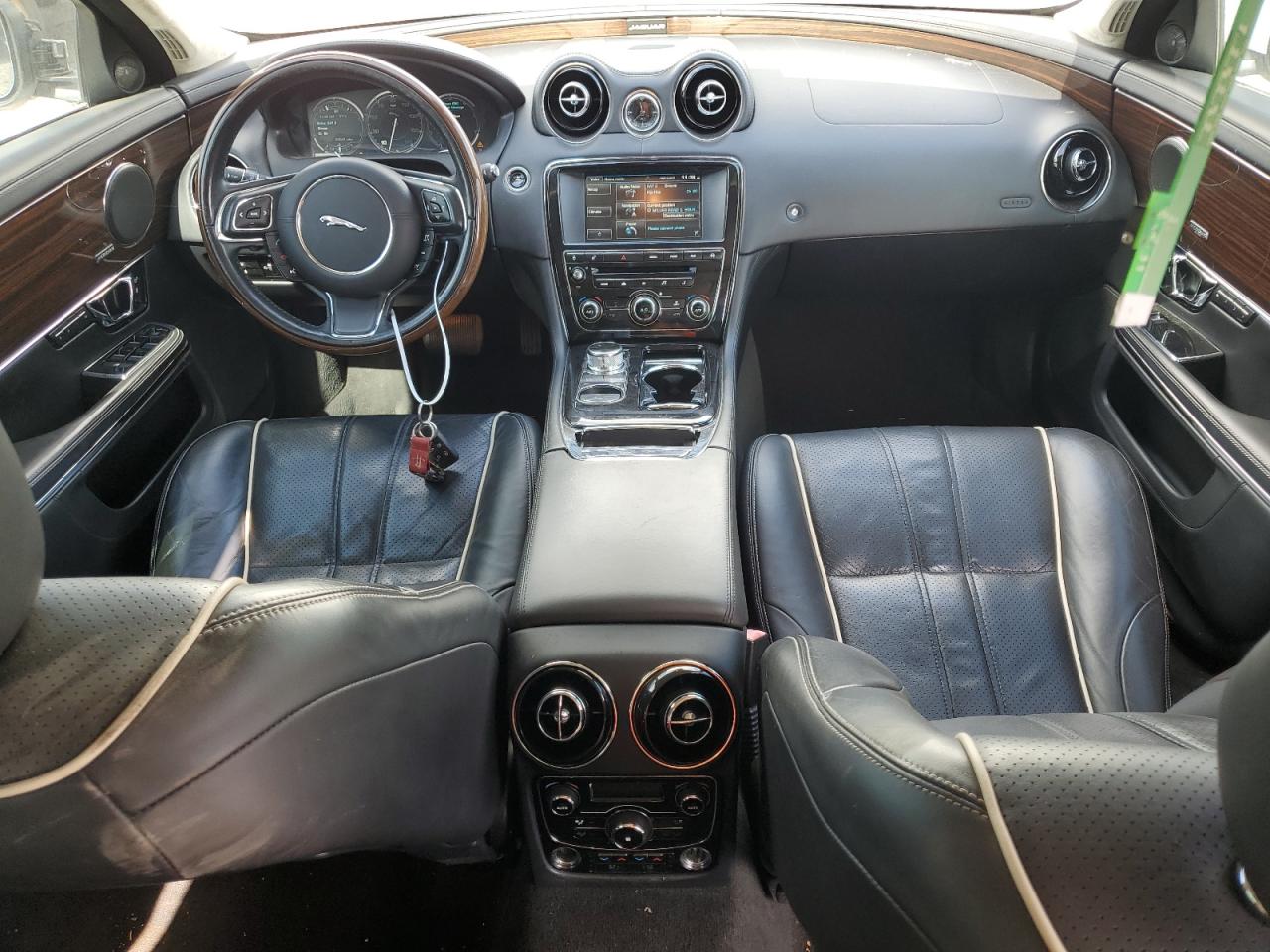 2014 Jaguar XJ VIN SAJWA2GZ3E8V70365 Copart auction photo, rear end / side damage thumbnail 8