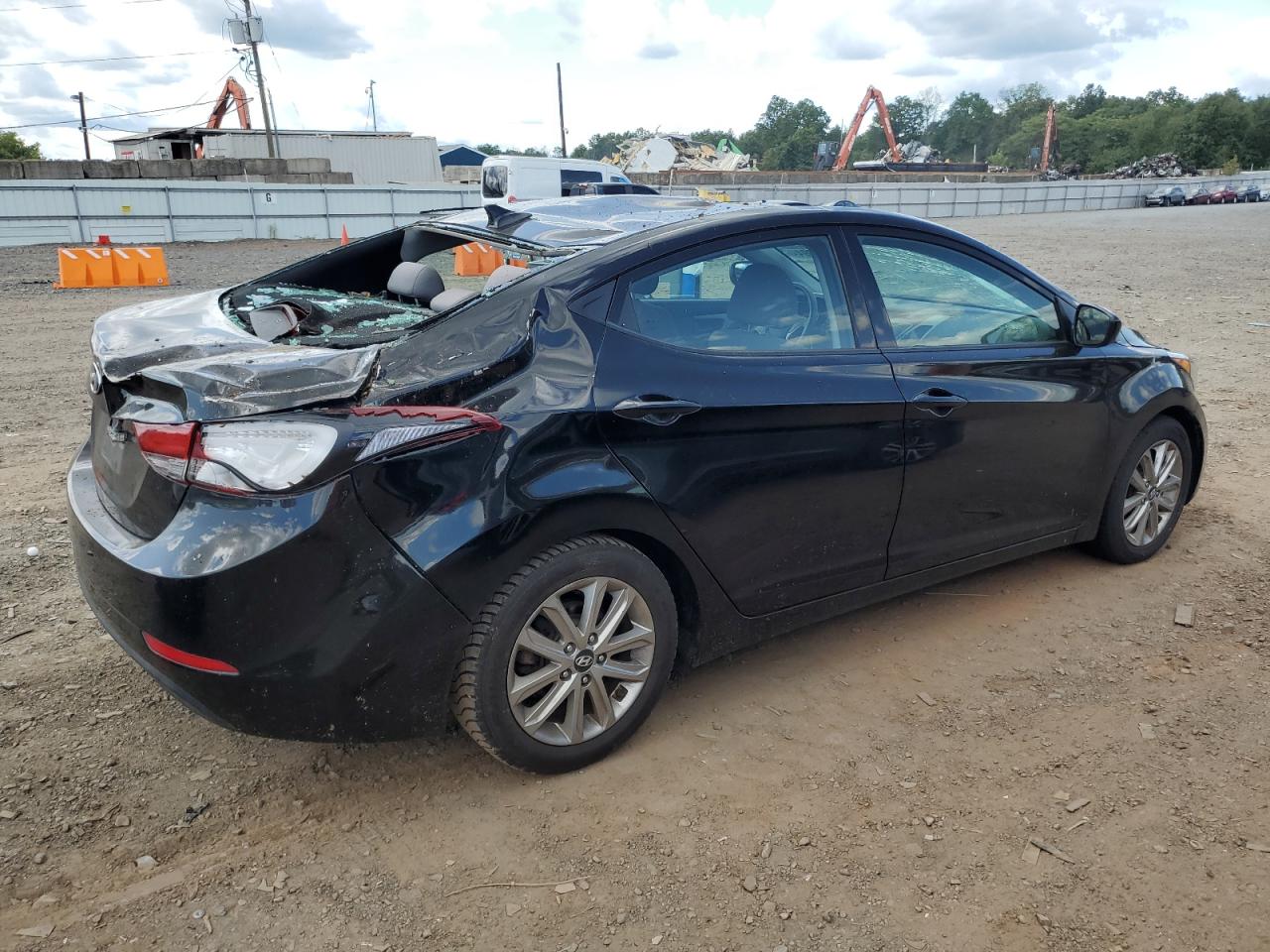 2015 Hyundai Elantra VIN KMHDH4AE3FU264631 Copart auction photo, top/roof damage thumbnail 3