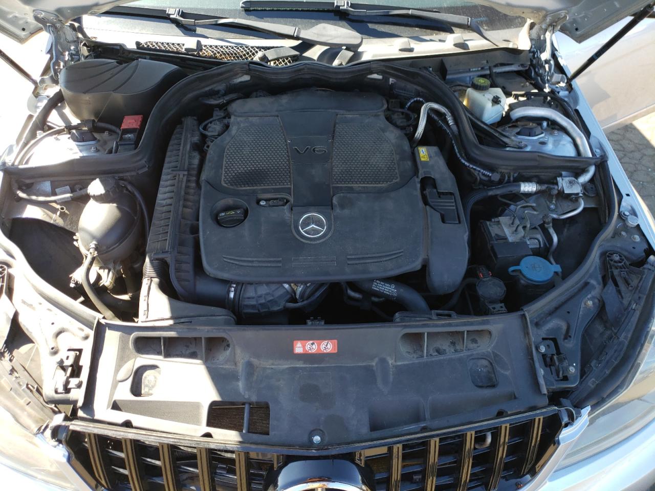 2013 Mercedes-Benz C-klasse VIN WDDGF8AB9DR247889 Copart auction photo, rear end / minor dent/scratches damage thumbnail 13