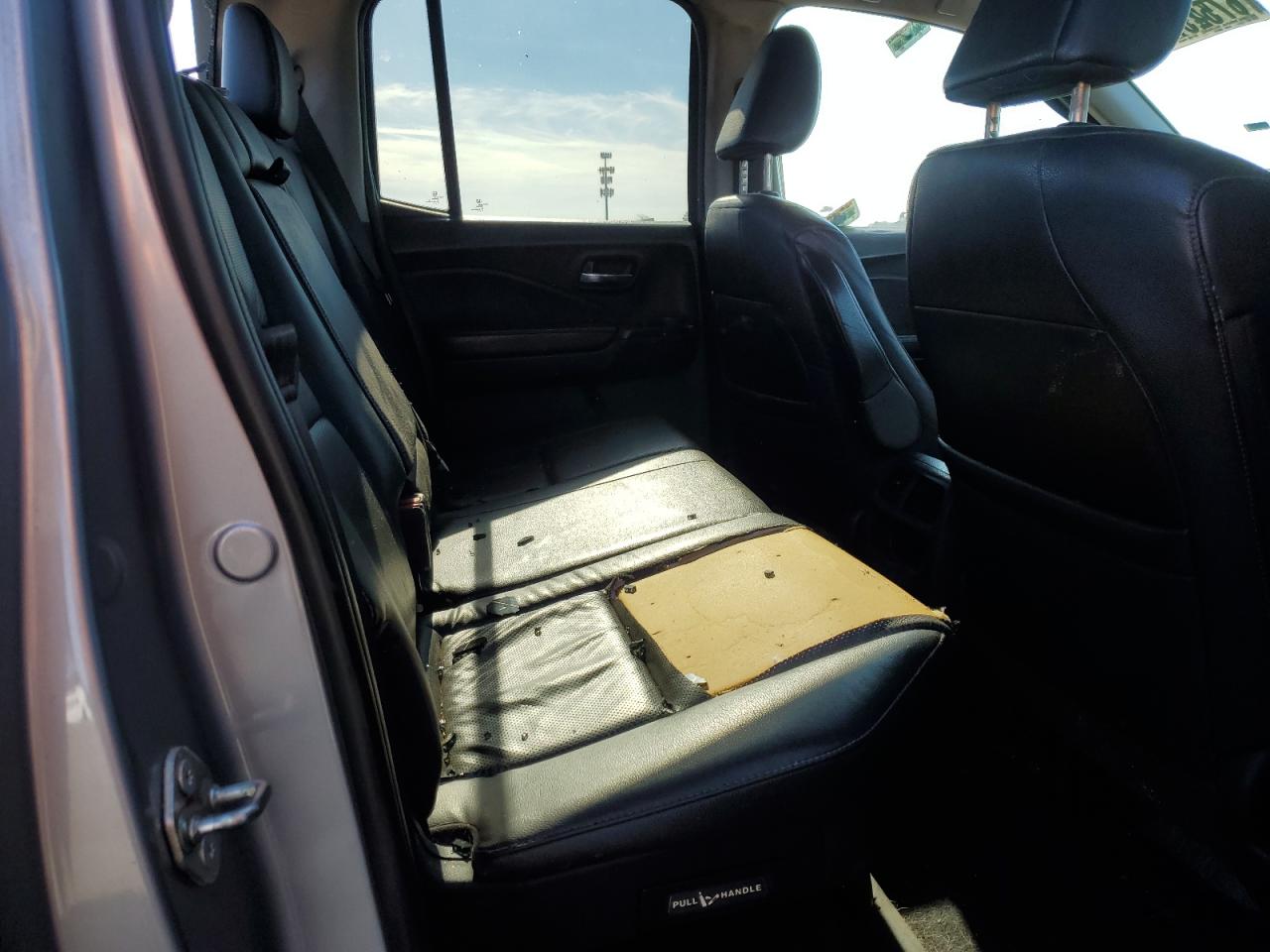 2018 Honda Ridgeline VIN 5FPYK3F69JB004102 Copart auction photo, rear end / minor dent/scratches damage thumbnail 11