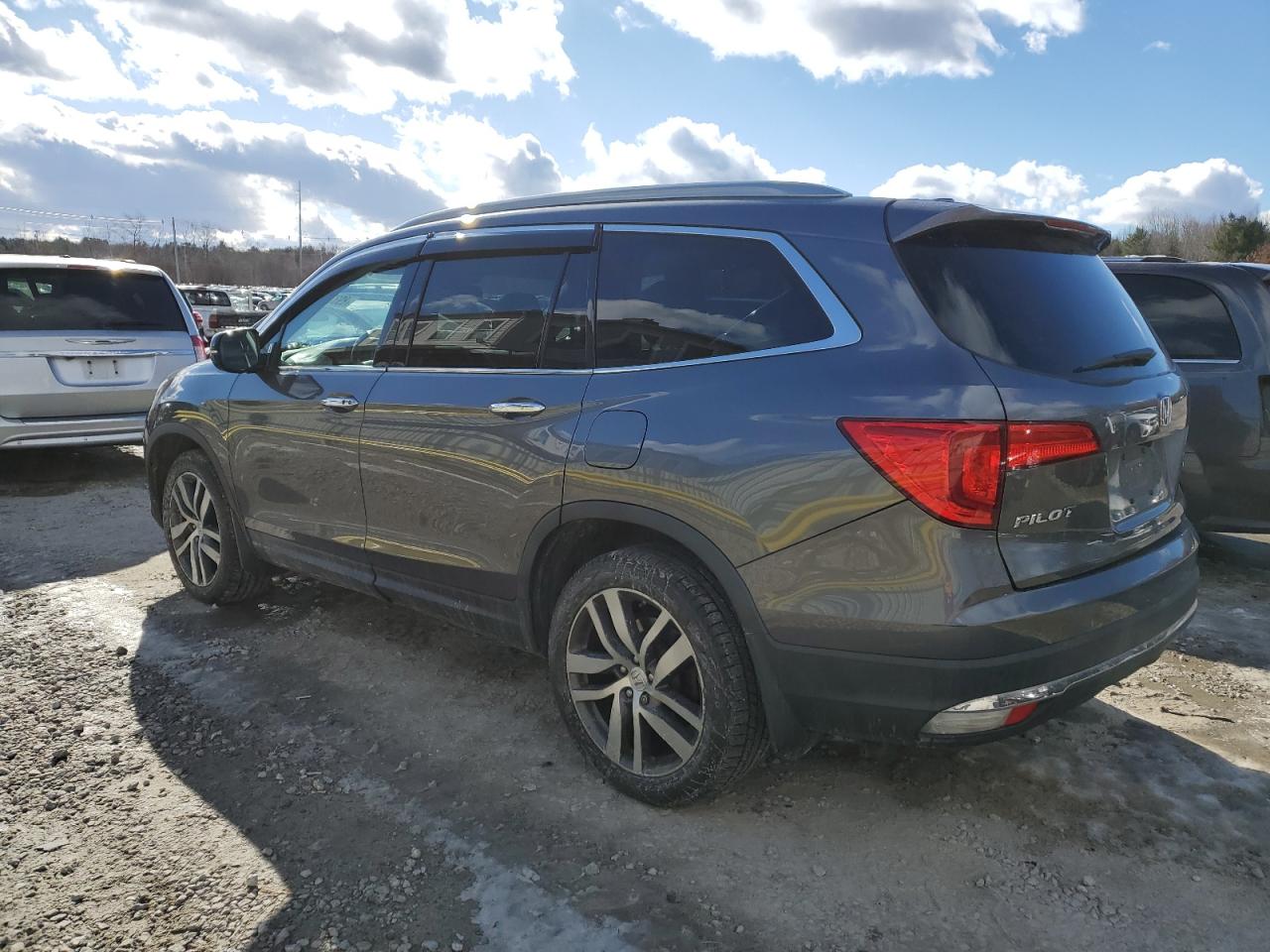 2016 Honda Pilot VIN 5FNYF6H02GB018147 Copart auction photo, side damage thumbnail 2