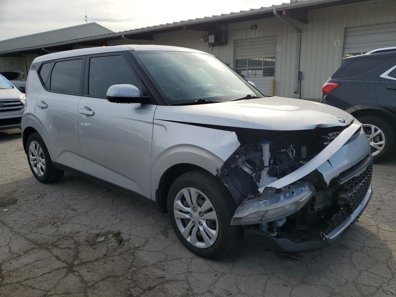 2020 KIA Soul VIN KNDJ23AU0L7096032 Copart auction photo, front end damage thumbnail 4
