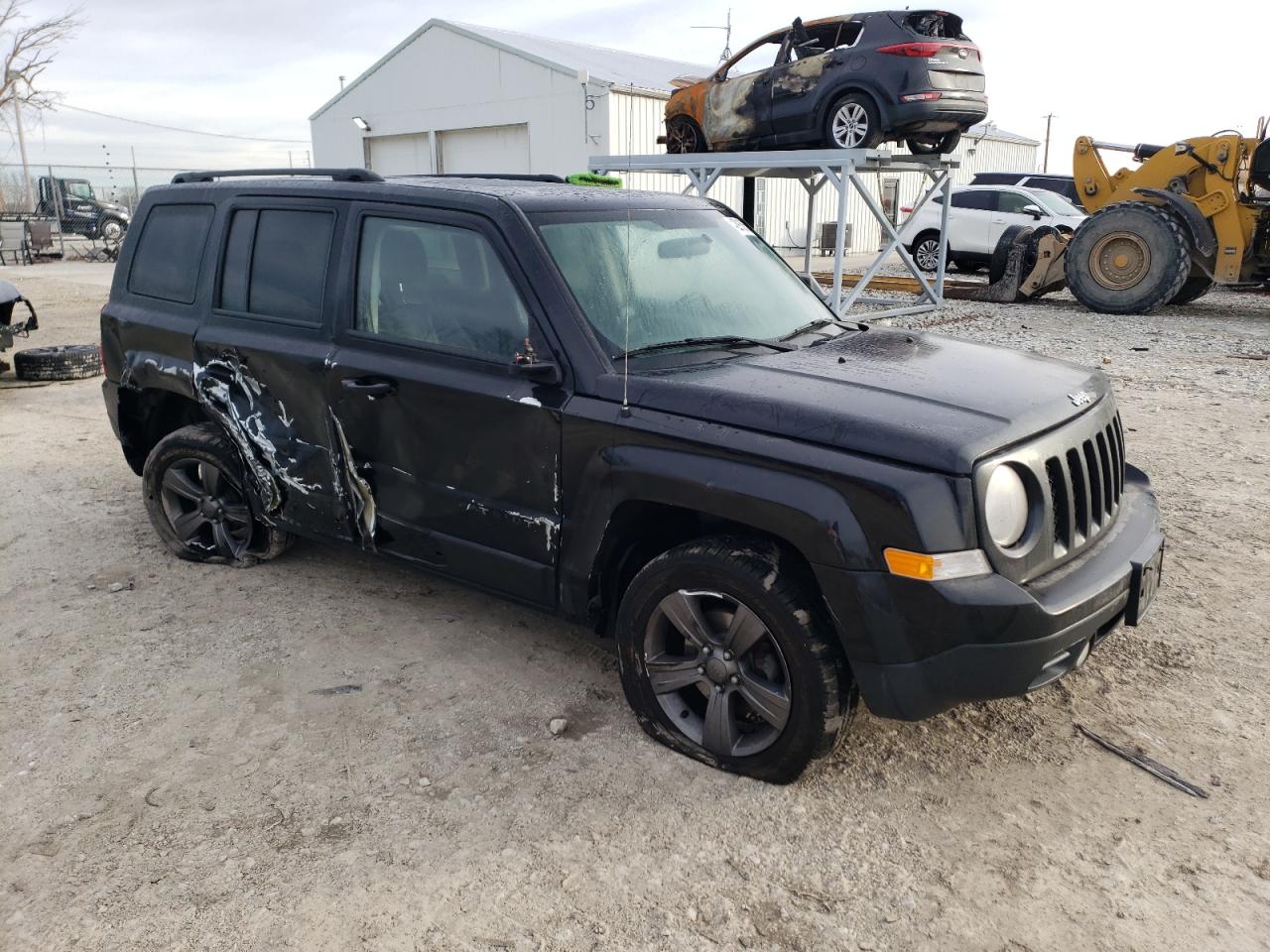 2014 Jeep Liberty (Patriot) VIN 1C4NJPFA1ED887765 Copart auction photo, side / minor dent/scratches damage thumbnail 4