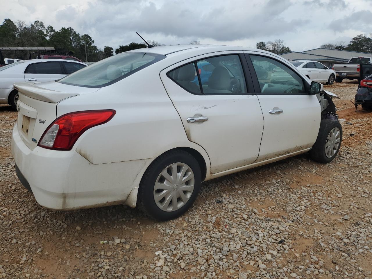 2016 Nissan Versa VIN 3N1CN7AP0GL846017 Copart auction photo, front end damage thumbnail 3