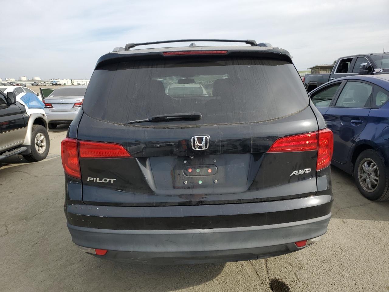 2016 Honda Pilot VIN 5FNYF6H82GB005369 Copart auction photo, all over / vandalism damage thumbnail 6