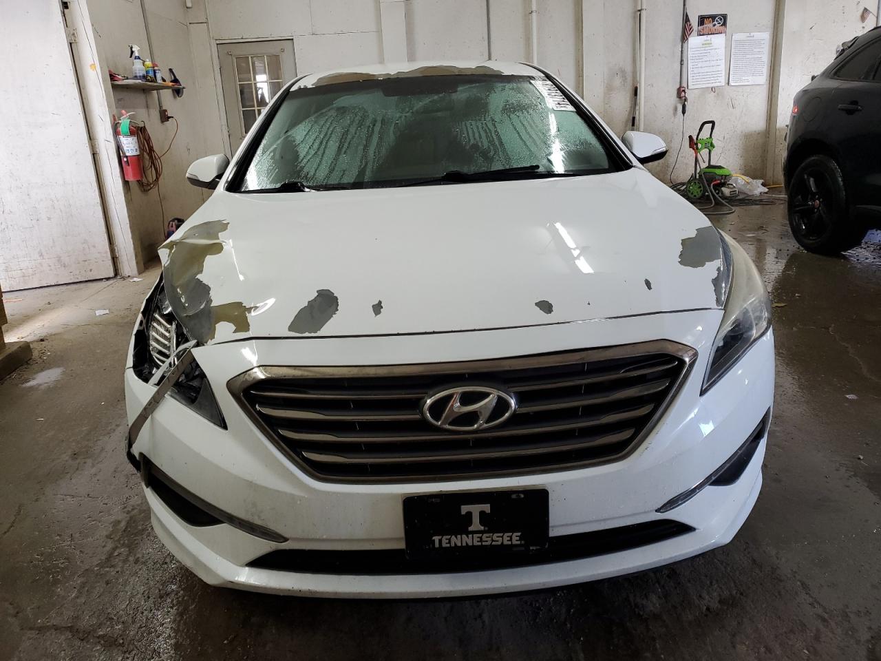 2015 Hyundai Sonata VIN 5NPE34AF2FH225474 Copart auction photo, side / front end damage thumbnail 5