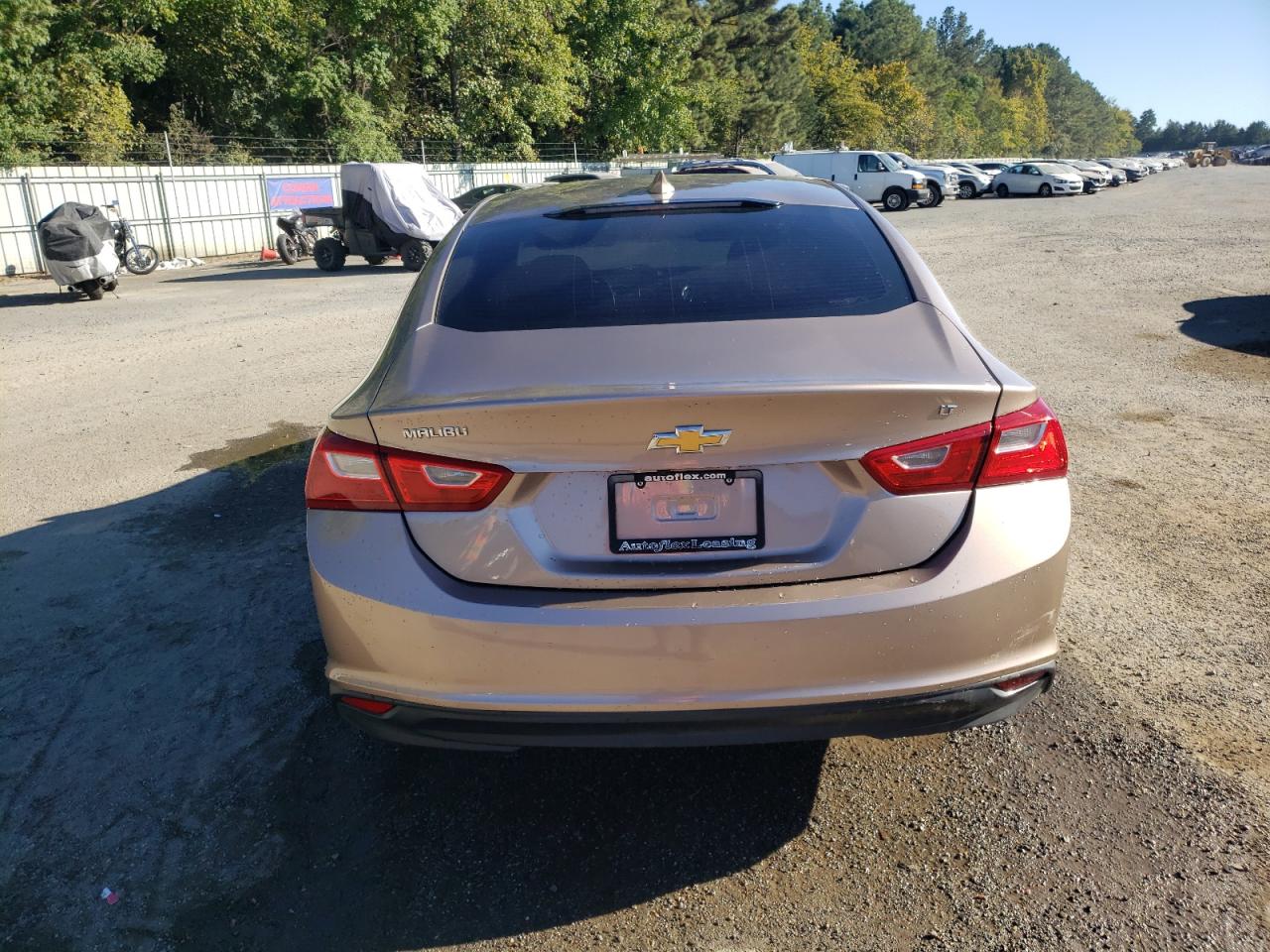 2018 Chevrolet Malibu VIN 1G1ZD5STXJF174262 Copart auction photo, minor dent/scratches damage thumbnail 6