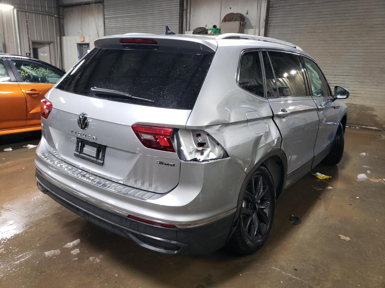 2024 Volkswagen Tiguan VIN 3VVMB7AXXRM113563 Copart auction photo, rear end damage thumbnail 3