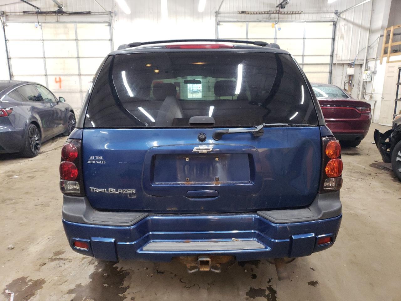 2004 Chevrolet TrailBlazer VIN 1GNDT13S742350495 Copart auction photo, front end damage thumbnail 6