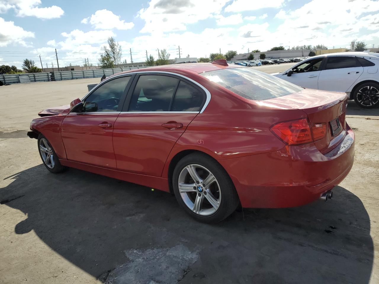 2015 BMW 3er VIN WBA3A5G59FNS82494 Copart auction photo, front end damage thumbnail 2