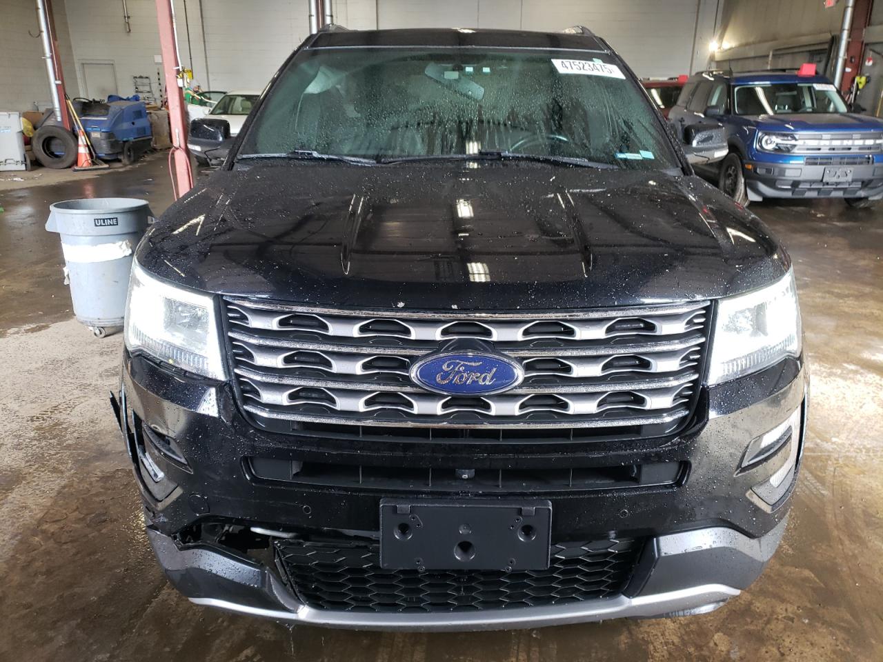 2017 Ford Explorer VIN 1FM5K8F84HGC68933 Copart auction photo, front end / side damage thumbnail 5