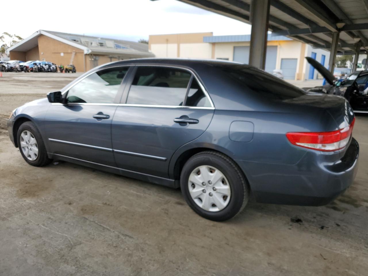 2004 Honda Accord VIN JHMCM56314C040168 Copart auction photo, rear end damage thumbnail 2