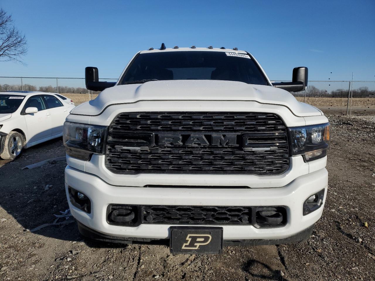 2022 RAM 2500 VIN 3C6UR5DL0NG216241 Copart auction photo, vandalism / minor dent/scratches damage thumbnail 5