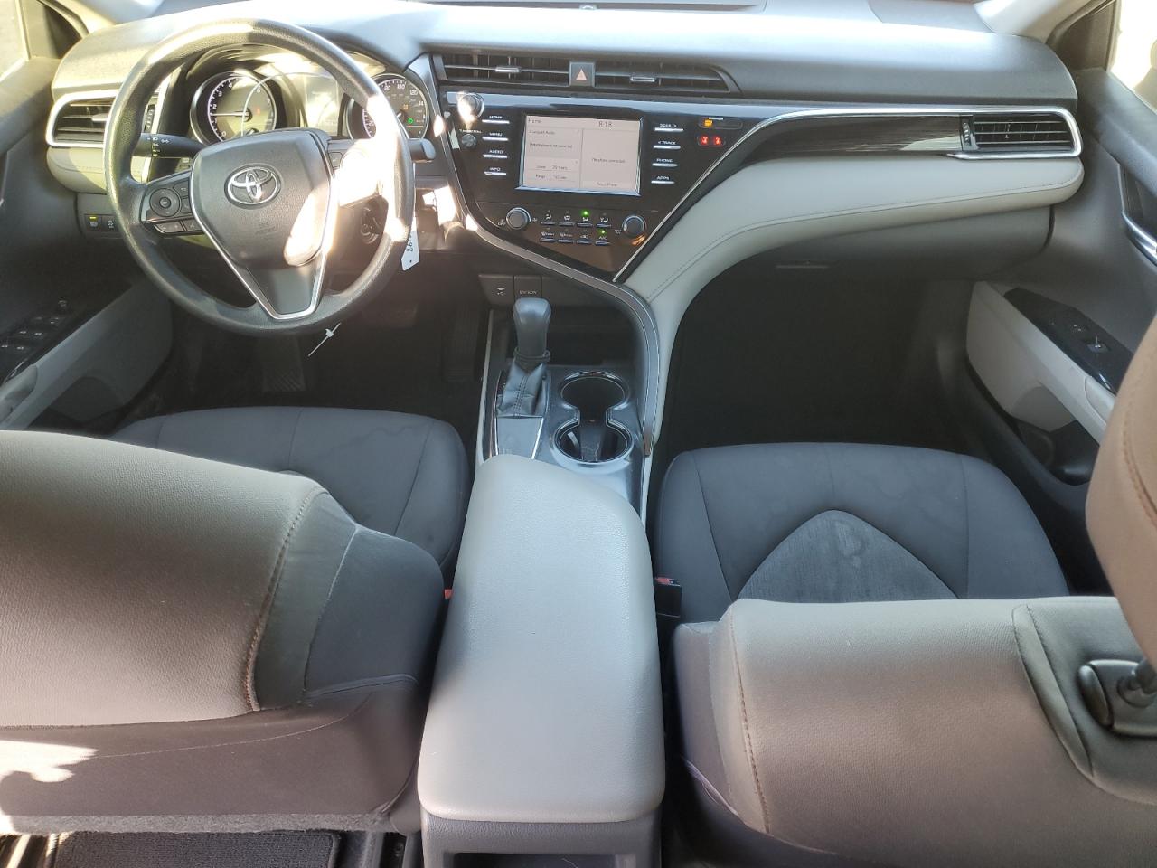 2018 Toyota Camry VIN JTNB11HK1J3010923 Copart auction photo, rear end damage thumbnail 8