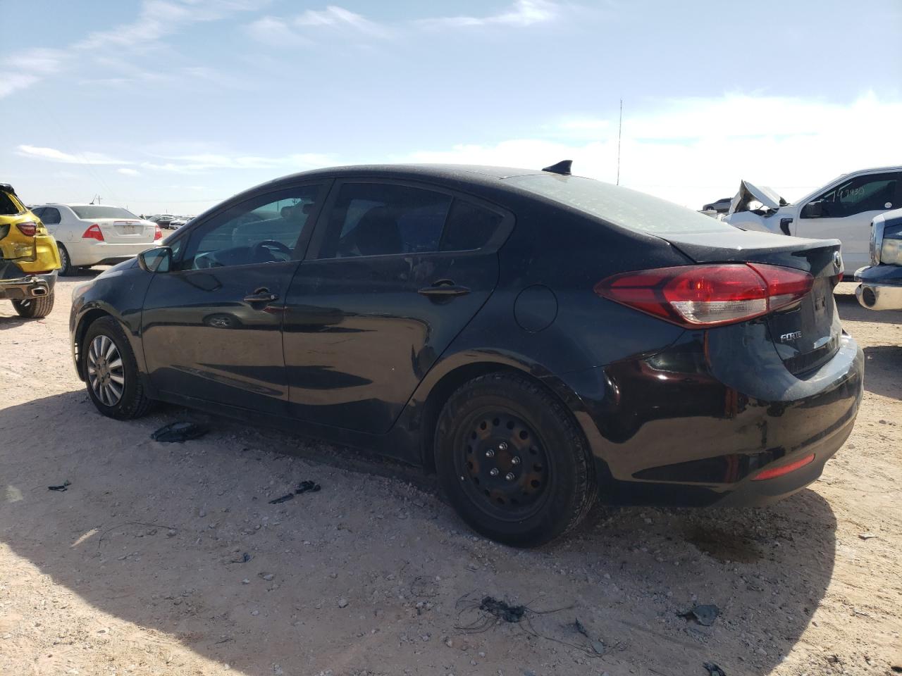 2018 KIA Forte VIN 3KPFK4A70JE224952 Copart auction photo, front end damage thumbnail 2