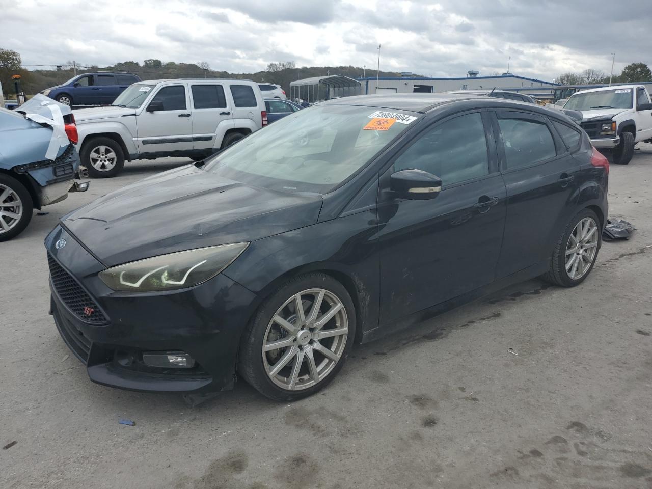 2017 Ford Focus VIN 1FADP3L9XHL265310