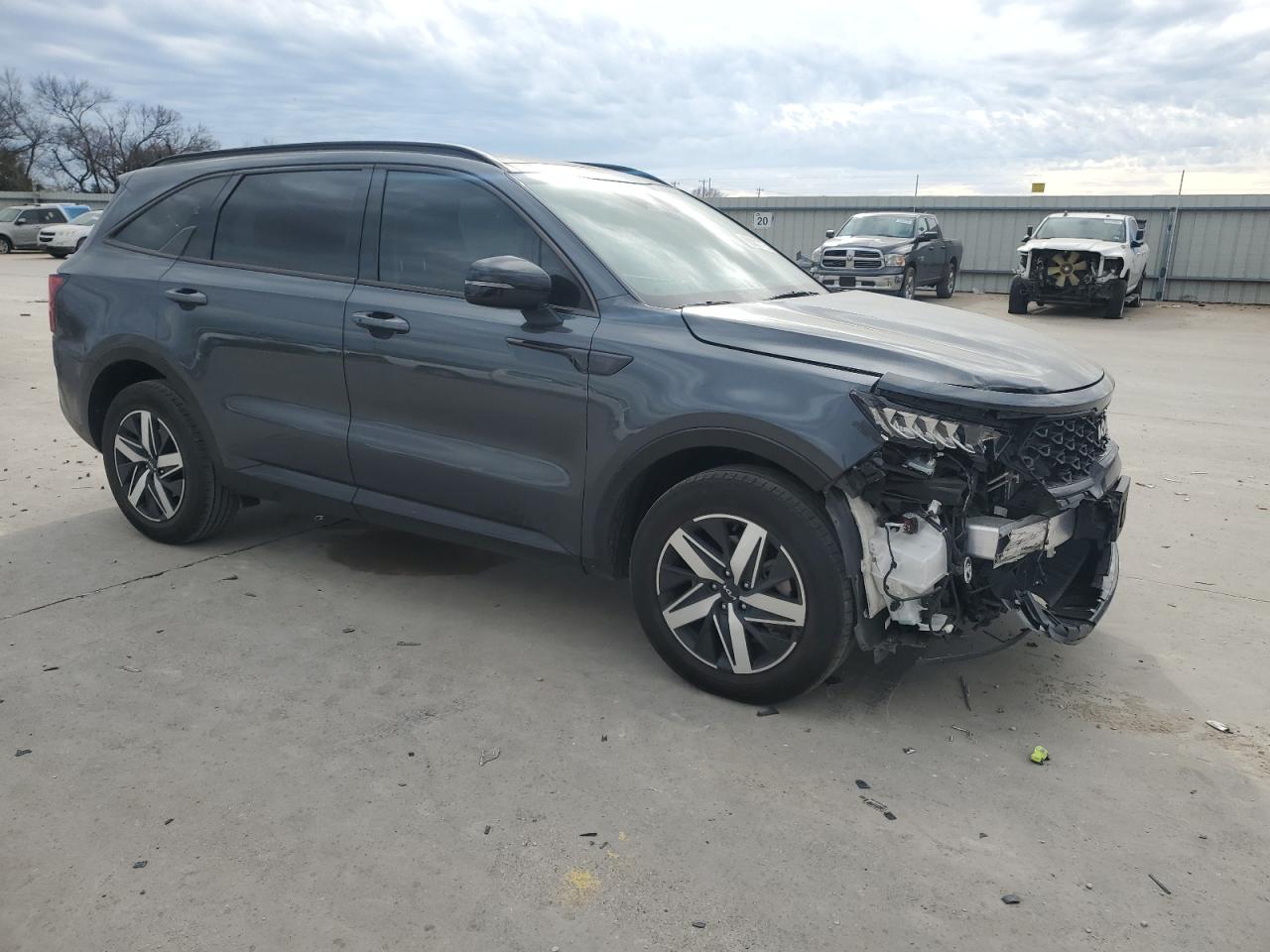 2023 KIA Sorento VIN 5XYRL4LC6PG207573 Copart auction photo, front end / hail damage thumbnail 4
