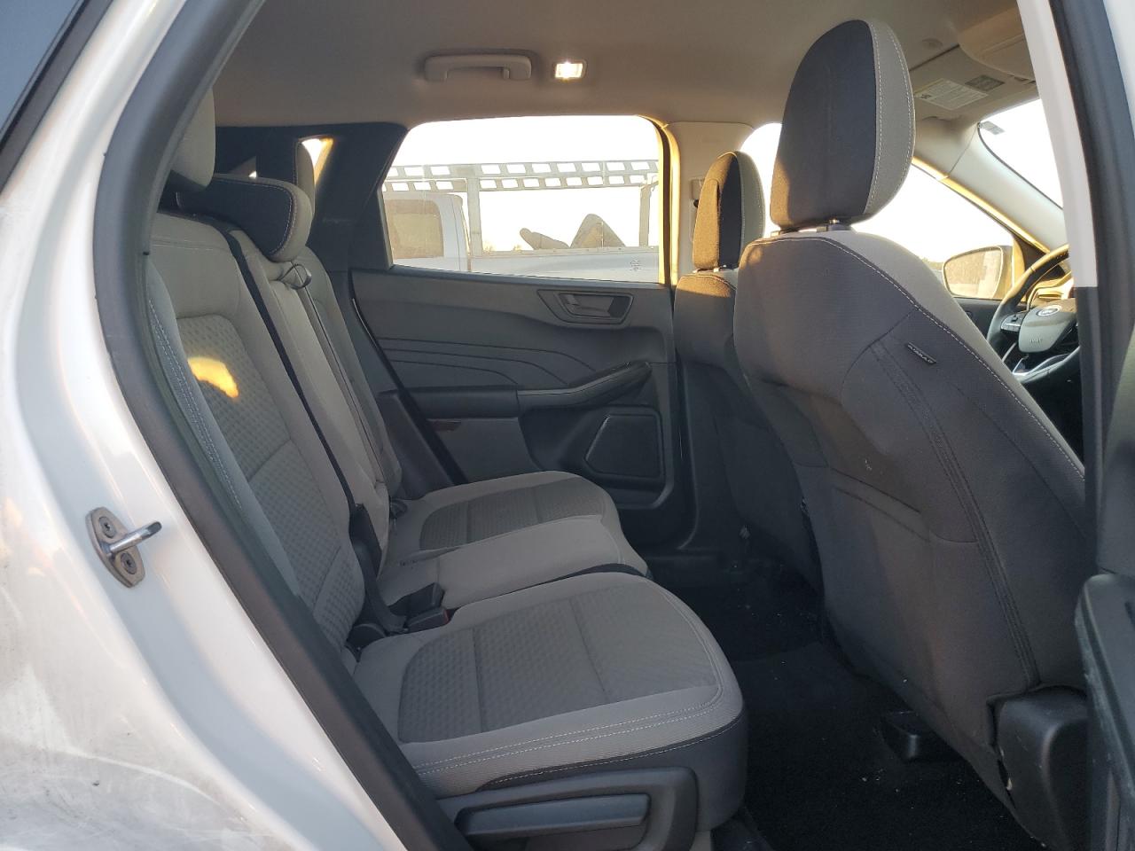 2022 Ford Escape VIN 1FMCU9G60NUB98865 Copart auction photo, front end / minor dent/scratches damage thumbnail 12