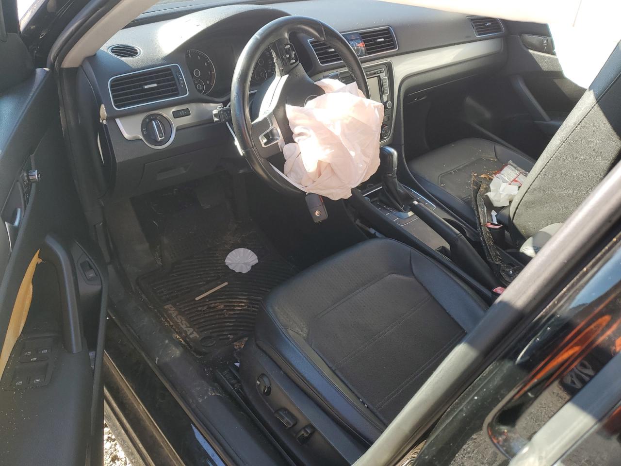 2015 Volkswagen Passat VIN 1VWAT7A39FC103371 Copart auction photo, all over damage thumbnail 8