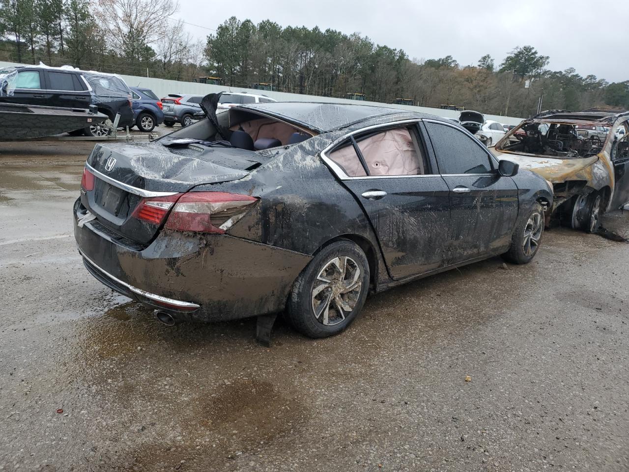 2016 Honda Accord VIN 1HGCR2F32GA051599 Copart auction photo, all over damage thumbnail 3