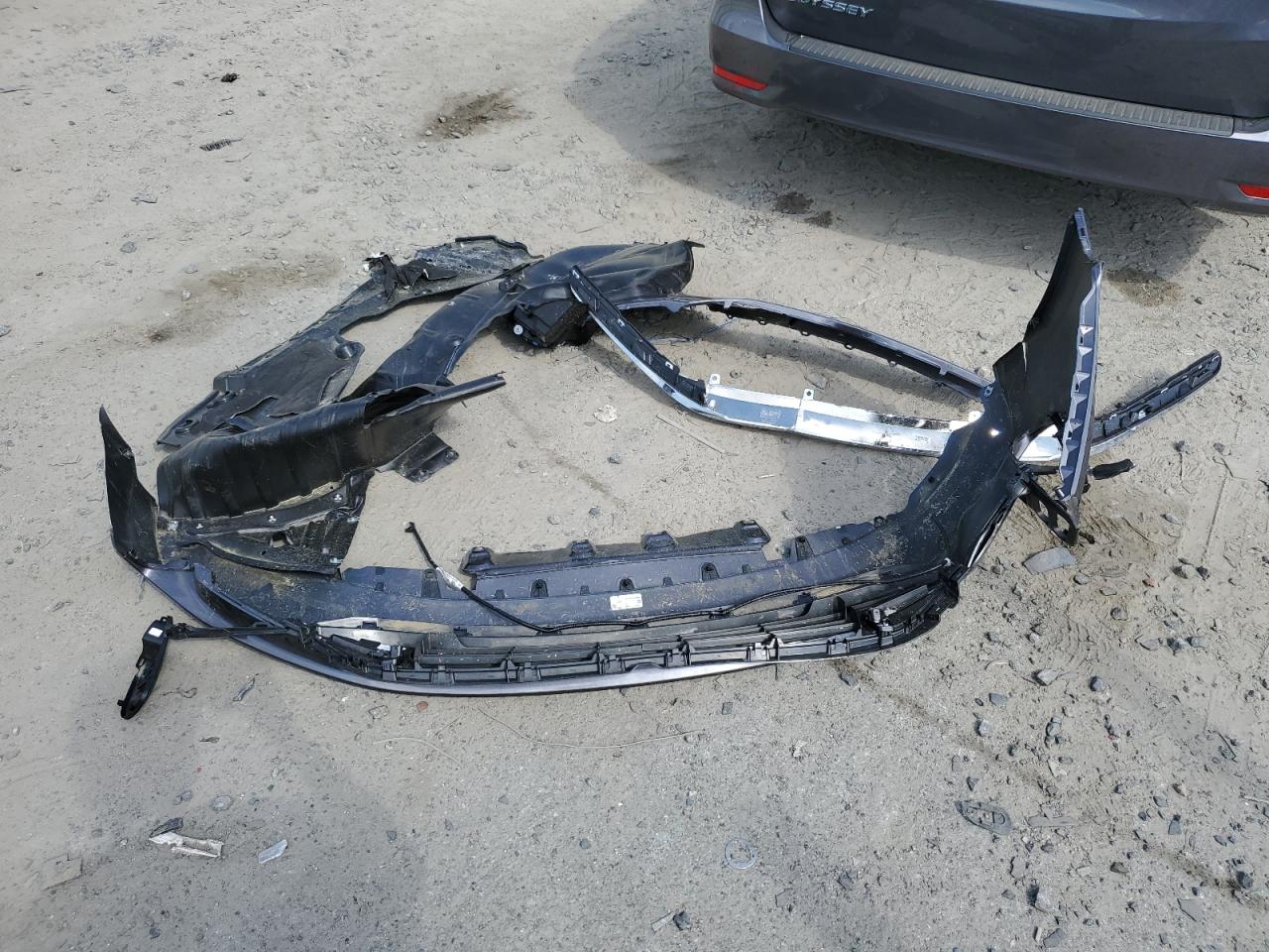 2024 Honda Odyssey VIN 5FNRL6H56RB027249 Copart auction photo, front end damage thumbnail 13