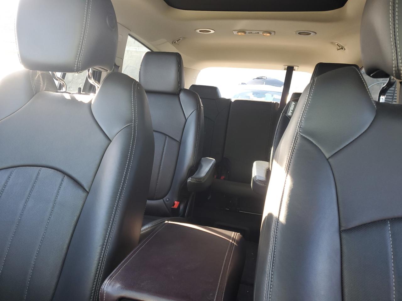 2017 Buick Enclave VIN 5GAKVCKD3HJ268818 Copart auction photo, front end / minor dent/scratches damage thumbnail 10