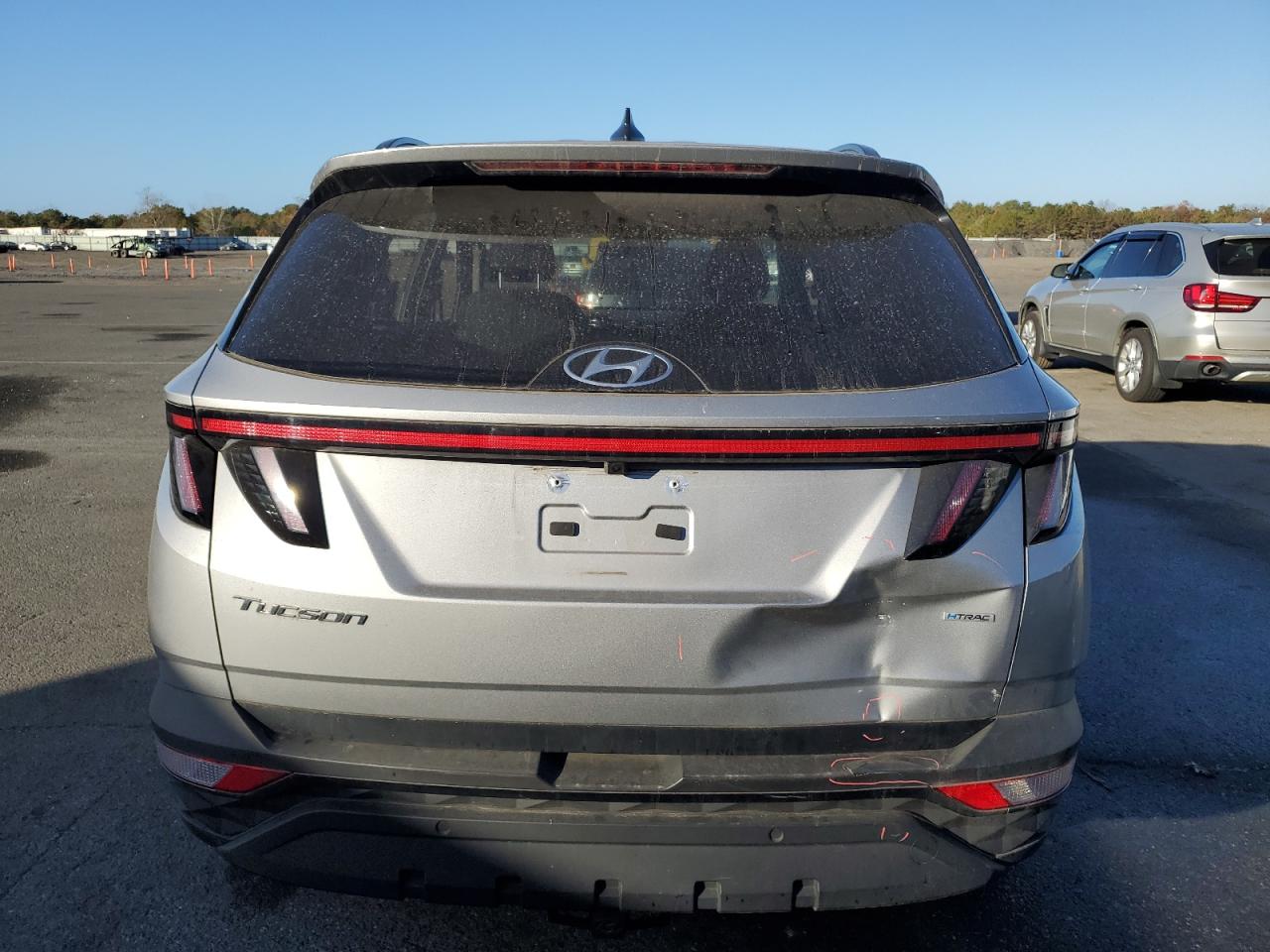 2022 Hyundai Tucson VIN KM8JFCAE2NU163212 Copart auction photo, all over damage thumbnail 6