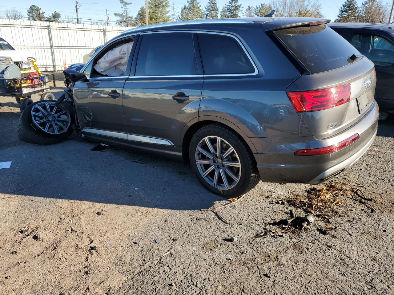 2018 Audi Q7 VIN WA1LAAF7XJD033984 Copart auction photo, front end / side damage thumbnail 2